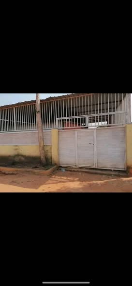 VENDE-SE ESSA VIVENDA V3