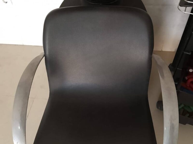 Arrenda se - Salão de Beleza já equipado